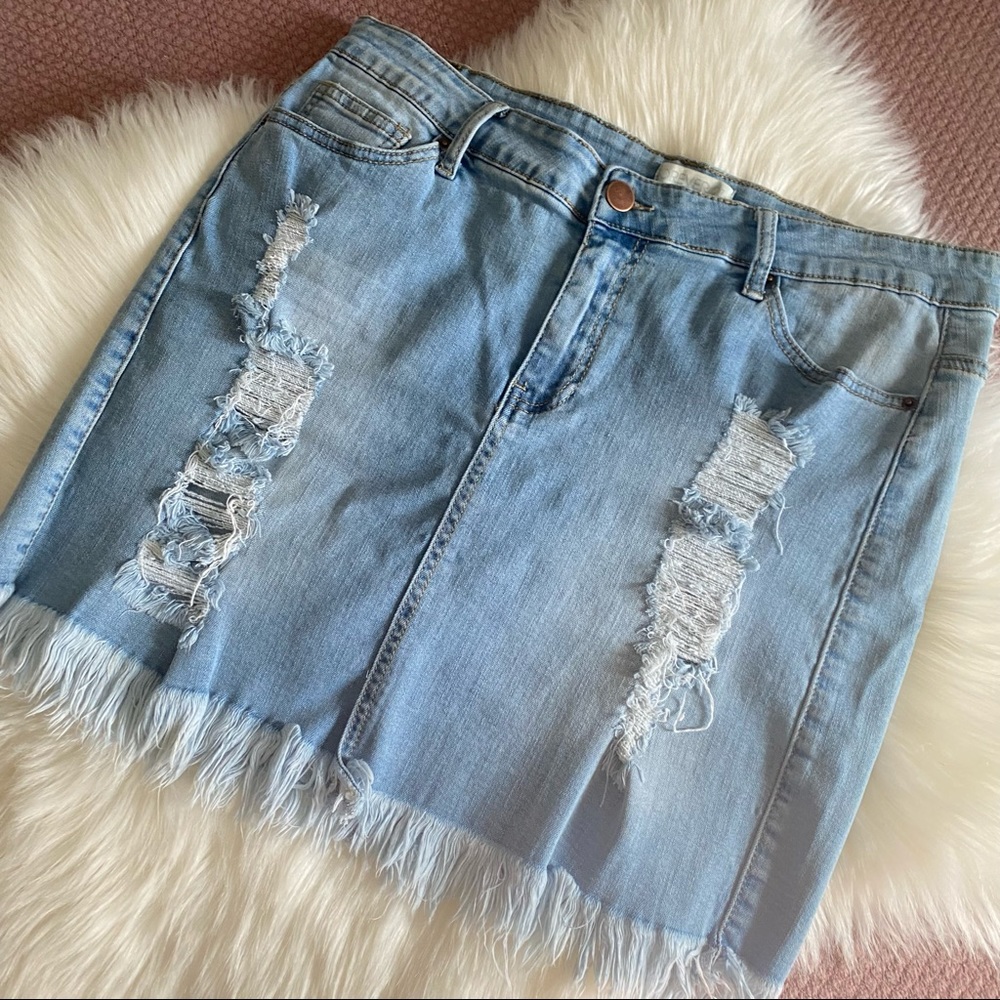 Plus size fringe denim mini
